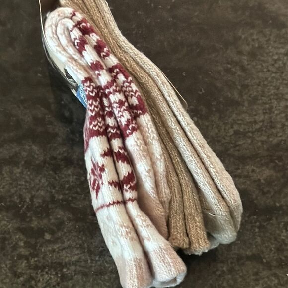 Cuddl Duds Plushfill Socks - Picture 4 of 5